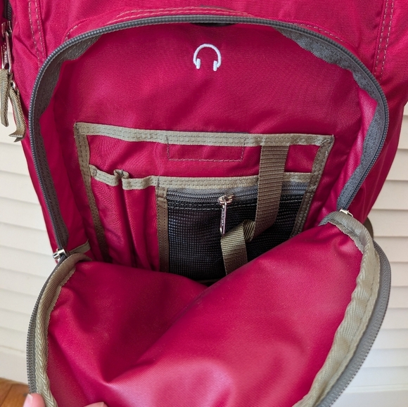 L.L. Bean Red Multi Compartment Backpack - Picture 3 of 10